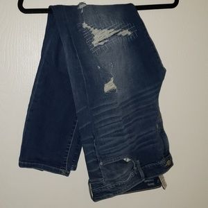 Distressed skinny Jean's
